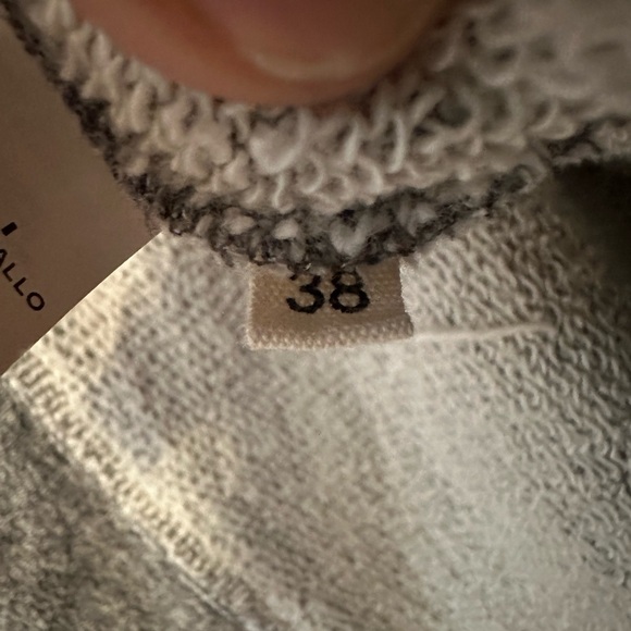 Marni heather gray sweatshirt with pouch pocket EUC - size 38 (US 4/6 or Sm) - Picture 9 of 13